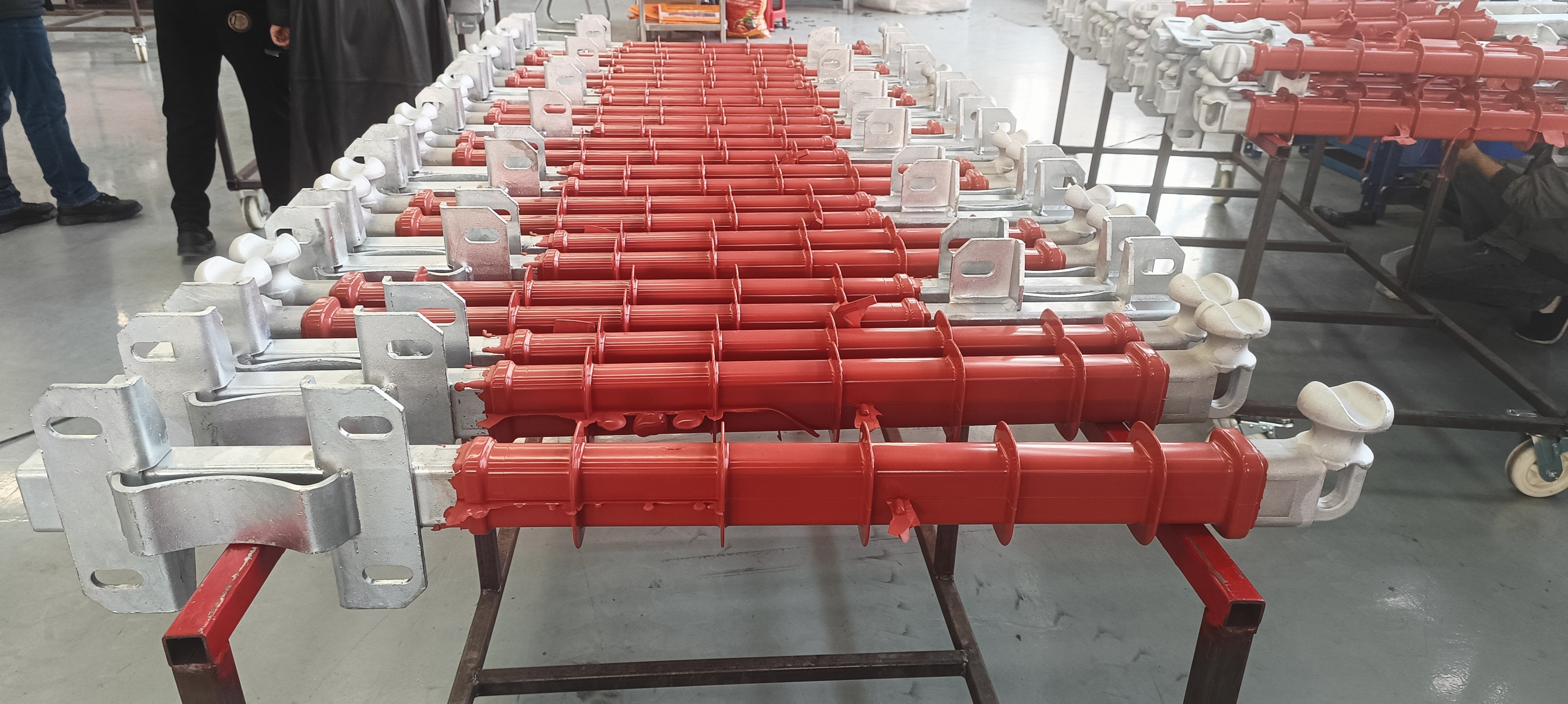 How Do Crossarms Affect the Stability of Utility Poles?