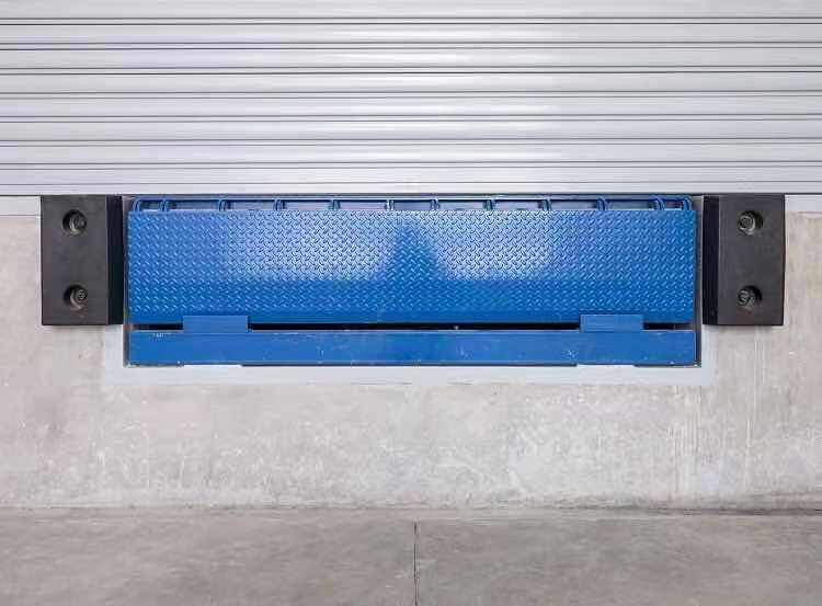 Heavy Duty Steel Face Rubber Dock Bumper