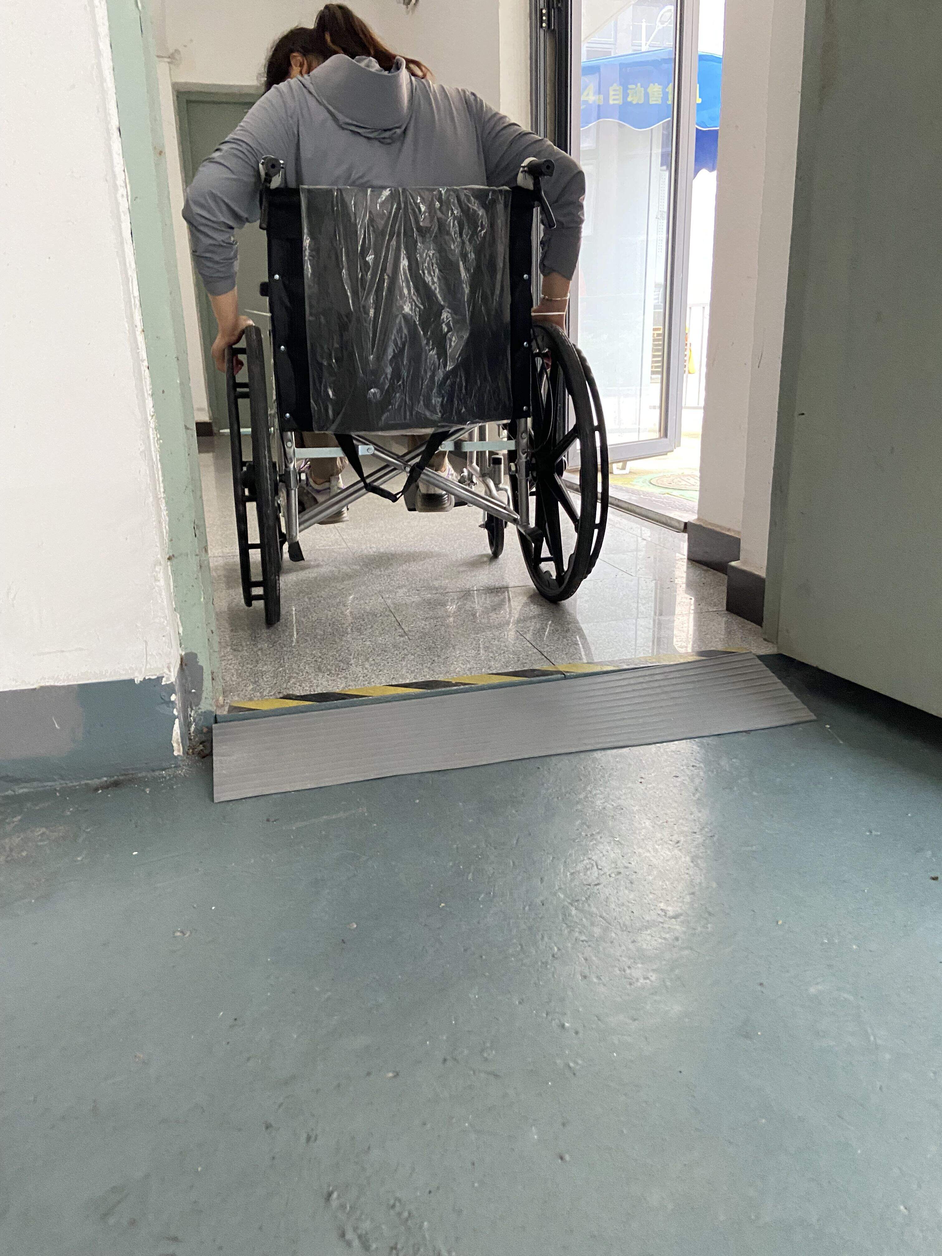 Industrial High-Visibility Rubber Threshold Ramp and Non-Slip Accessibility Transition Pad-TPR36-yellow