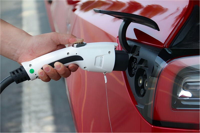 4076 GBT EV V2L Adapter (5).jpg