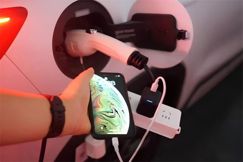 4076 GBT EV V2L Adapter (1).jpg