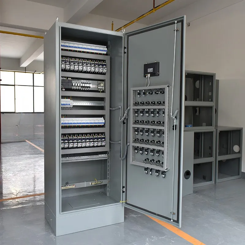 Интеграција на PLC контролна табла за ефикасни операции