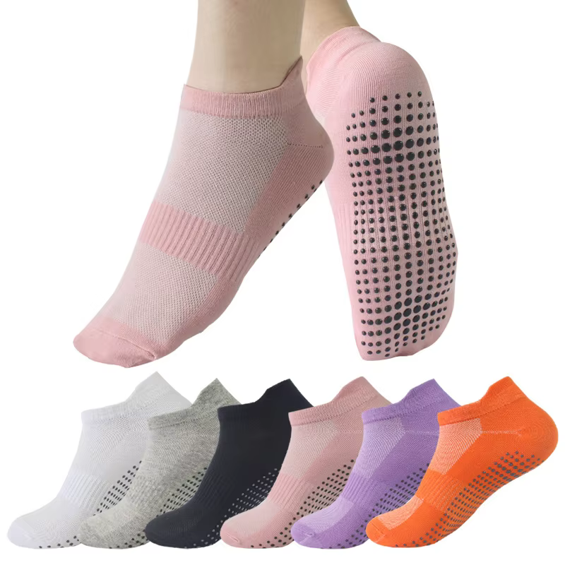 Manufacturer Sports Men Womans Socks Grip Sock Wholesale Pilates Socks	