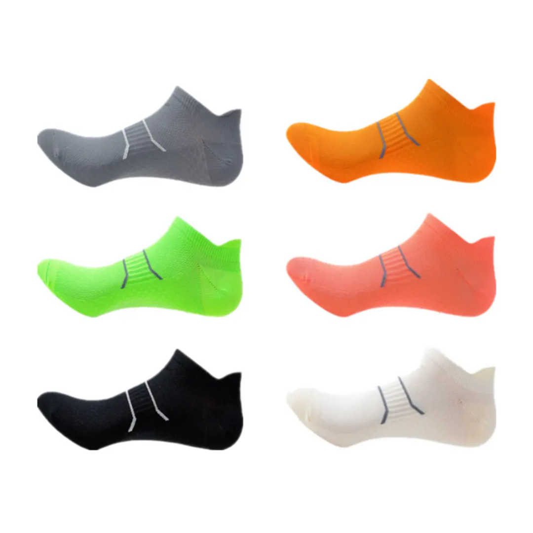 Tingkatkan Permainan Anda Dengan Kasut Golf Custom