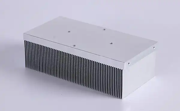 Custom Air-Cooling High Power Black Anodized Skived Heat Sinks 