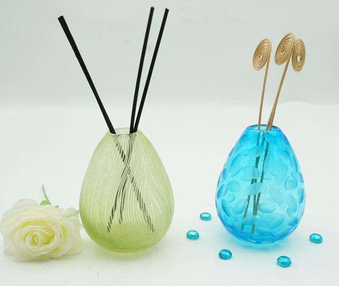 600ml Handmade Fragrance Glass Diffuser Bottles manufacture