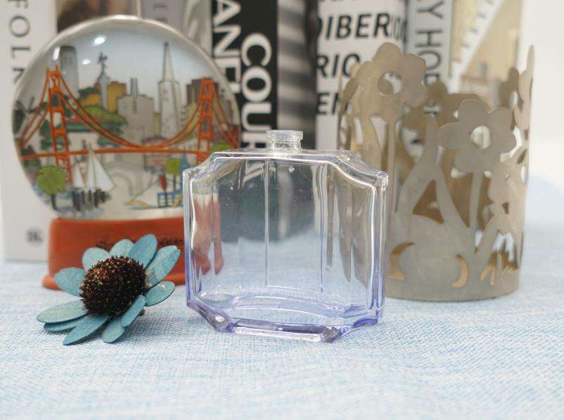 3.5oz 100ml Square Glass Perfume Bottle With Pump Spray supplier