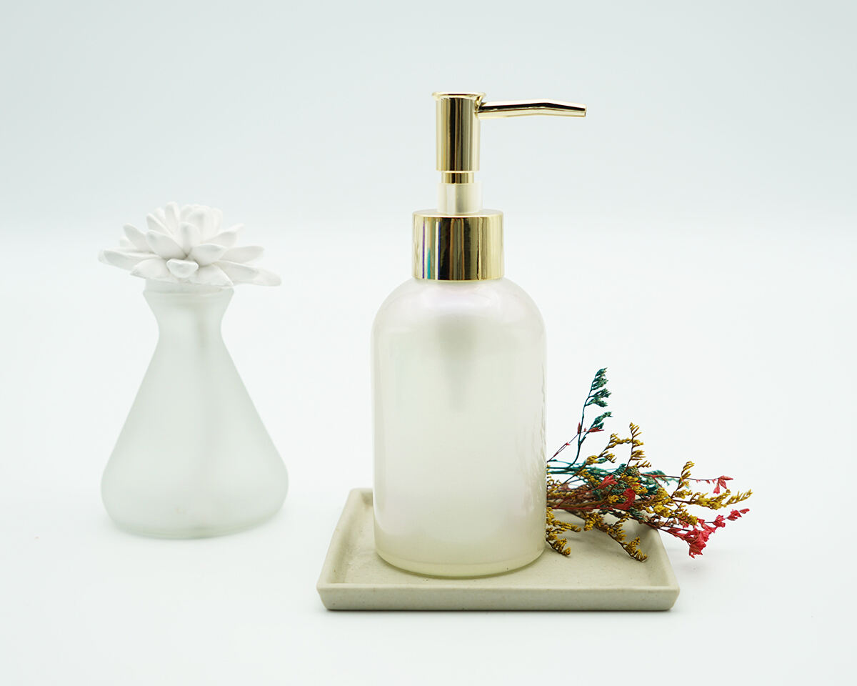 7oz hand wash lotion glass bottles with pumps supplier