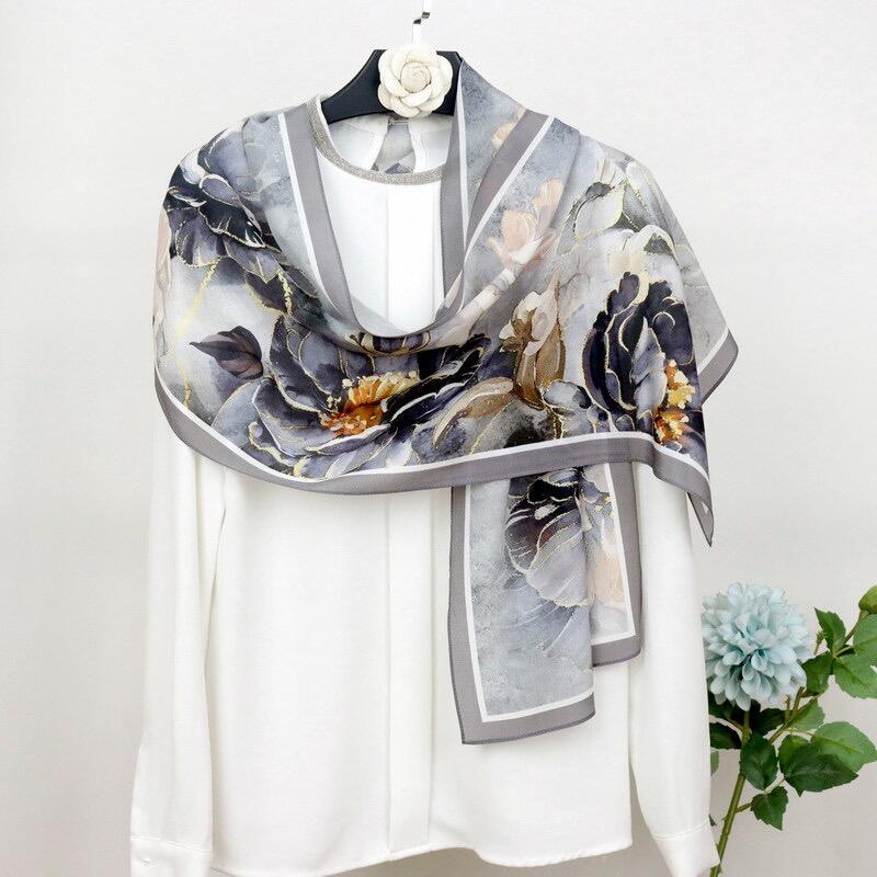 digitaltryckt sidenscarf i crepe de chine