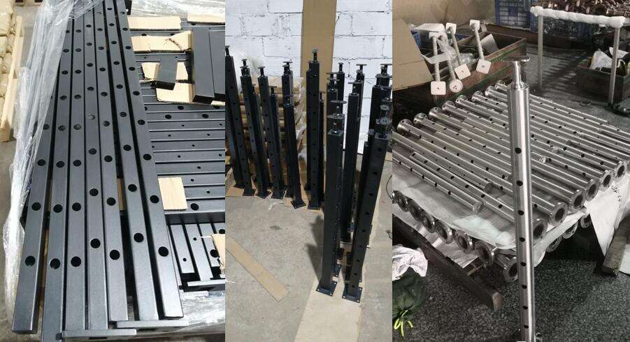 Factory Price Strong Stainless Steel Baluster Tempered Glass Balcony Railing/High Quality Balustrades Handrails supplier