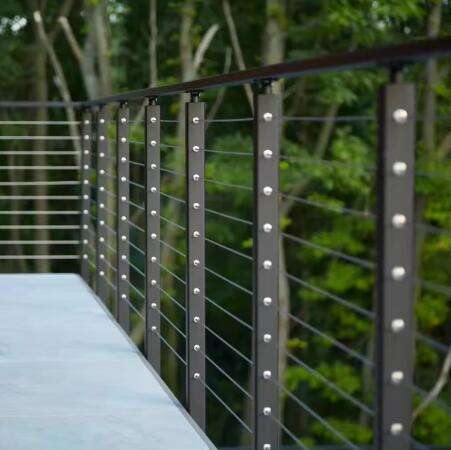 Factory Price Strong Stainless Steel Baluster Tempered Glass Balcony Railing/High Quality Balustrades Handrails supplier