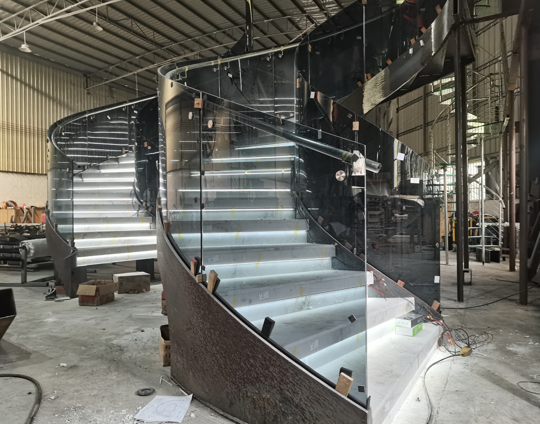 American standard luxury curved carbon steel stringer wood/marble open tread floating spiral stairs with glass railing handrail manufacture