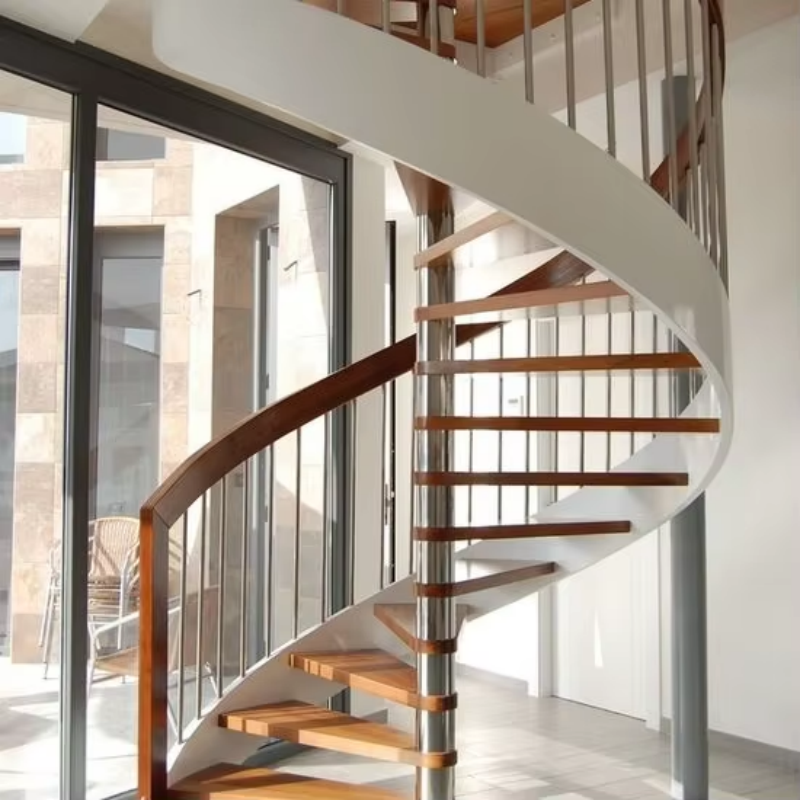 Indoor Curved Staircases: The Perfect Balance of Style and Durability