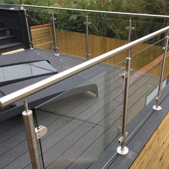 DB Hot Sale Baluster glass railing SGCC CE AS/NZS2208 modern design Deck outdoor stainless steel 304/316 glass railing post details