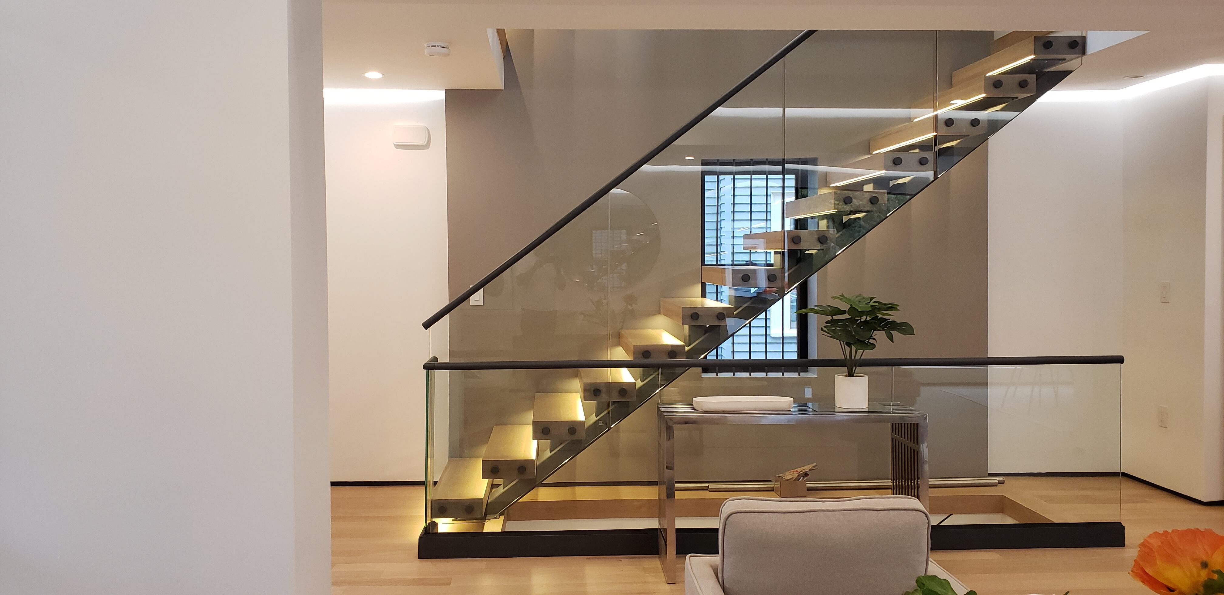 Home stair case balustrade S.S frameless stainless steel standoff glass railing indoor manufacture