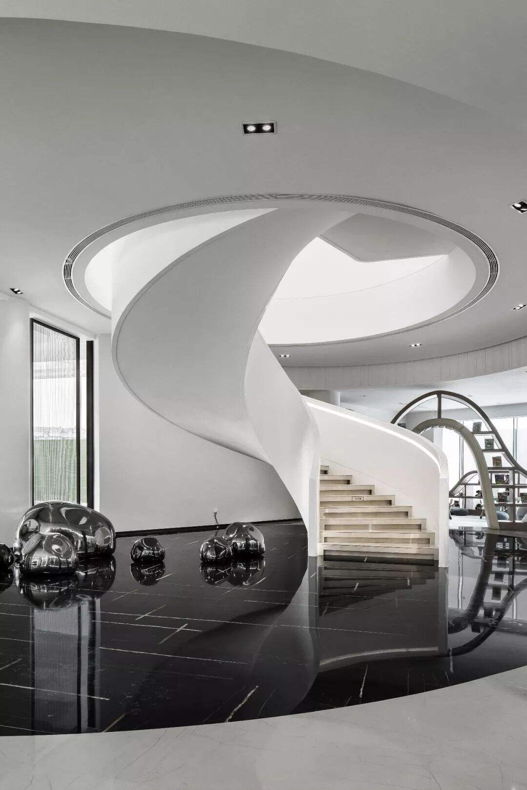 Customized Stainless Steel Marble curved Stairs Easy Installation Curved Indoor Design for Modern Hotels supplier