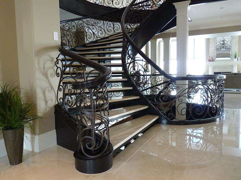 Australian Standard Luxuriant in Design Wrought Iron Railing Curved Staircase from Foshan Factory