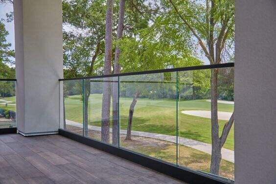 Hot Sale SGCC CE AS/NZS2208 Deck outdoor U channel glass railing post High-end outdoor customization manufacture