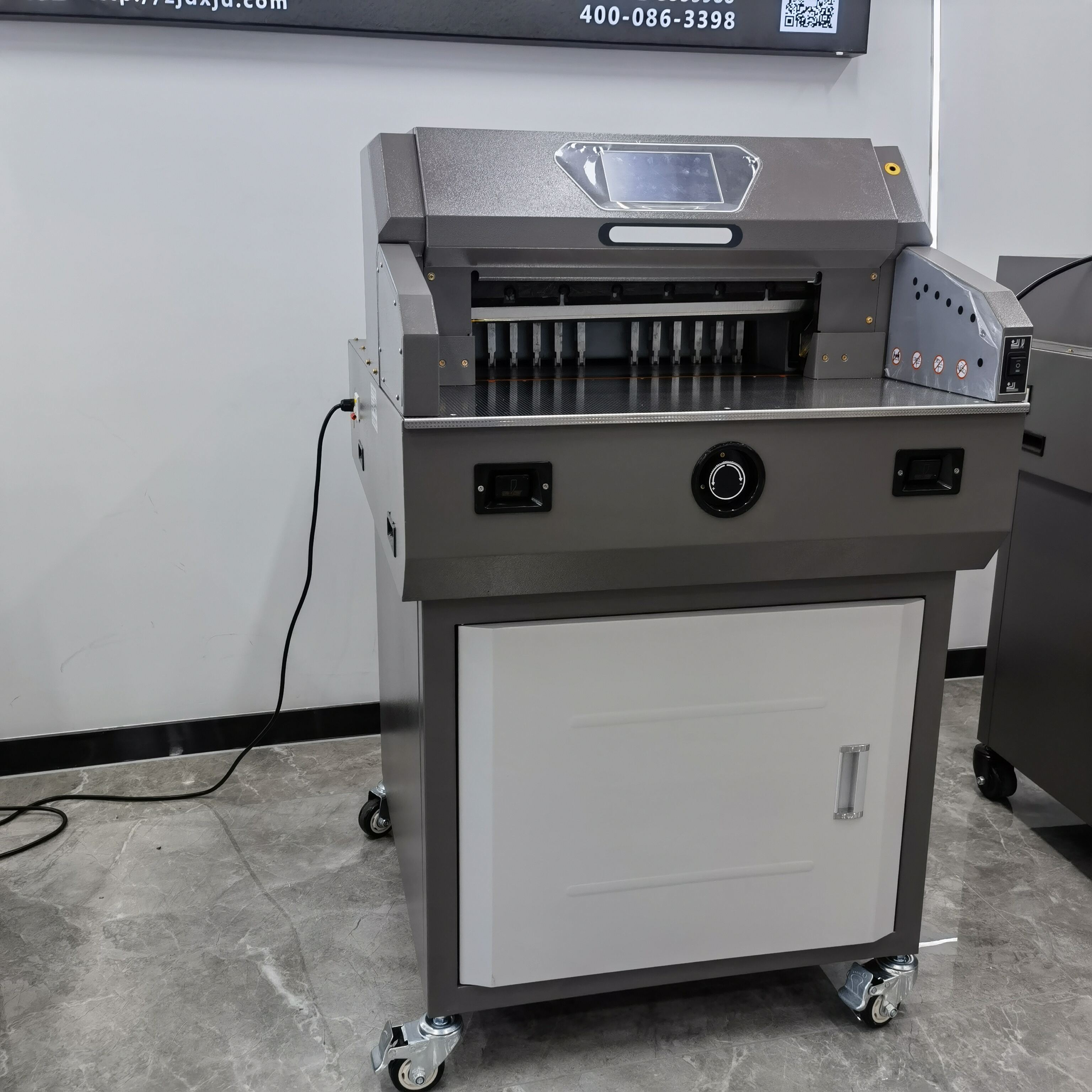 Say goodbye to manual cutting and hello to efficiency