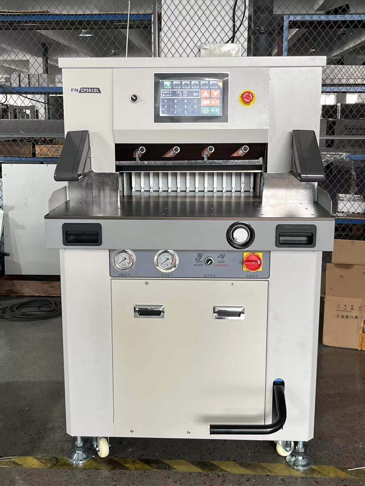 What Are the Common Usage Issues with High Capacity Paper Cutters?
