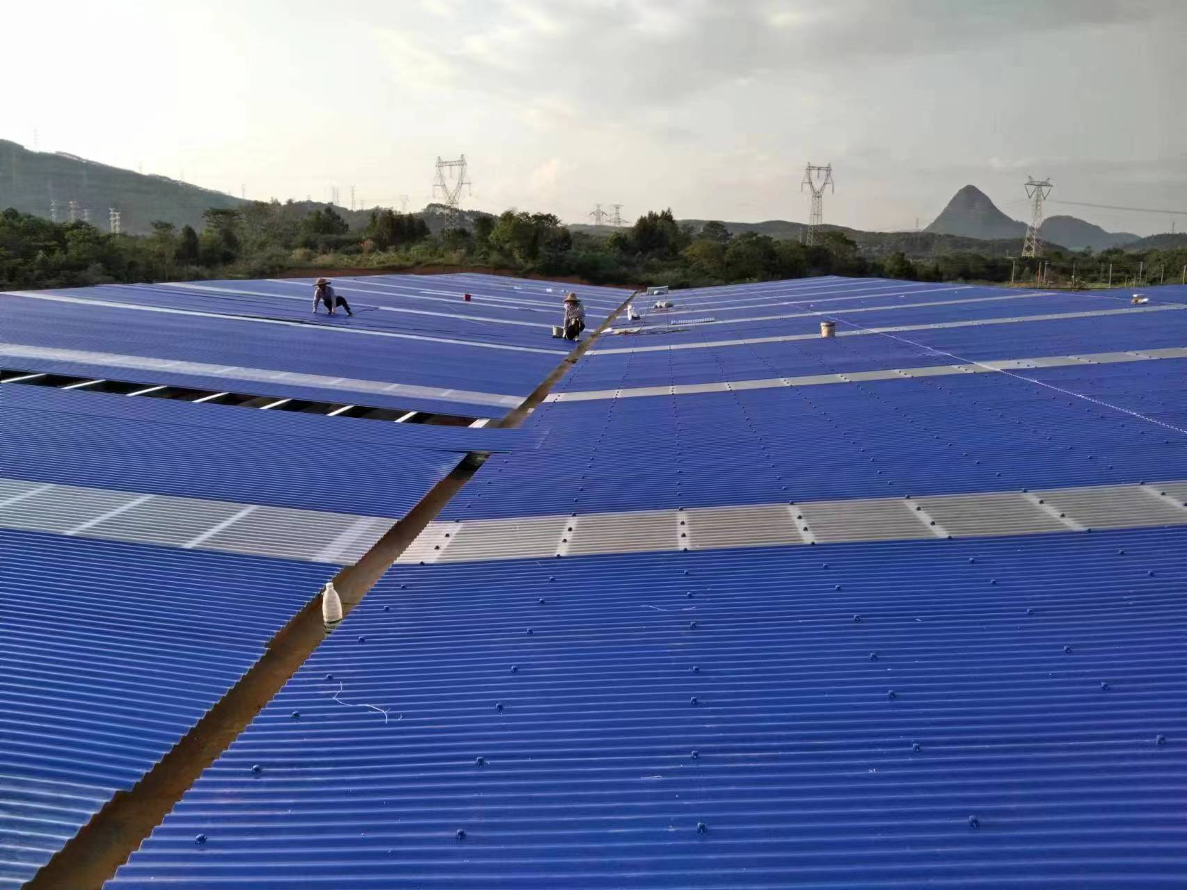 Ποια είναι τα βασικά χαρακτηριστικά των φύλλων στέγης UPVC;