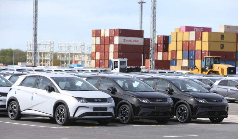 تبدأ BYD بشحن السيارات المصنوعة في تايلاند إلى أوروبا لأول مرة