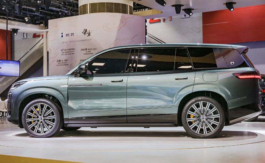 BYD เปิดตัว Denza N9 มาตรฐานใหม่แห่งนวัตกรรม PHEV ระดับหรู