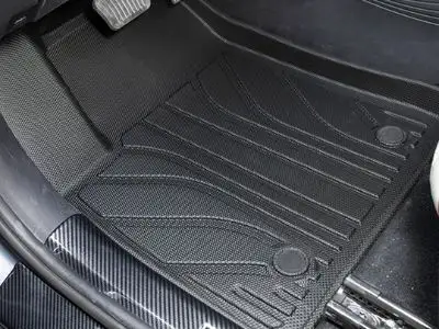 What Makes a Quality Car Foot Mat Essential for Comfort?