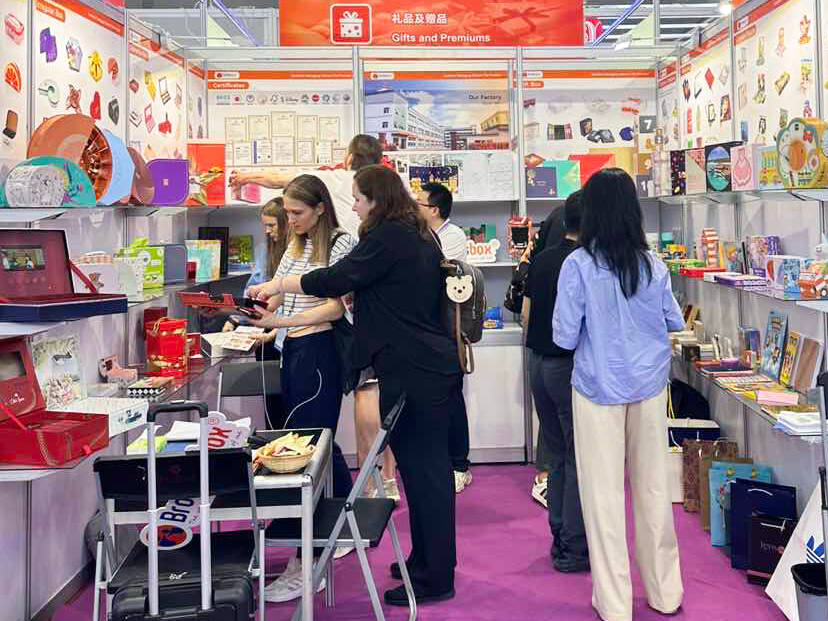 Laporan Canton Fair Tahap II | Industri Kotak Saudara