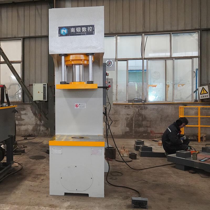 Nadun 200T Single Column Press Machine With Four Column Guiding