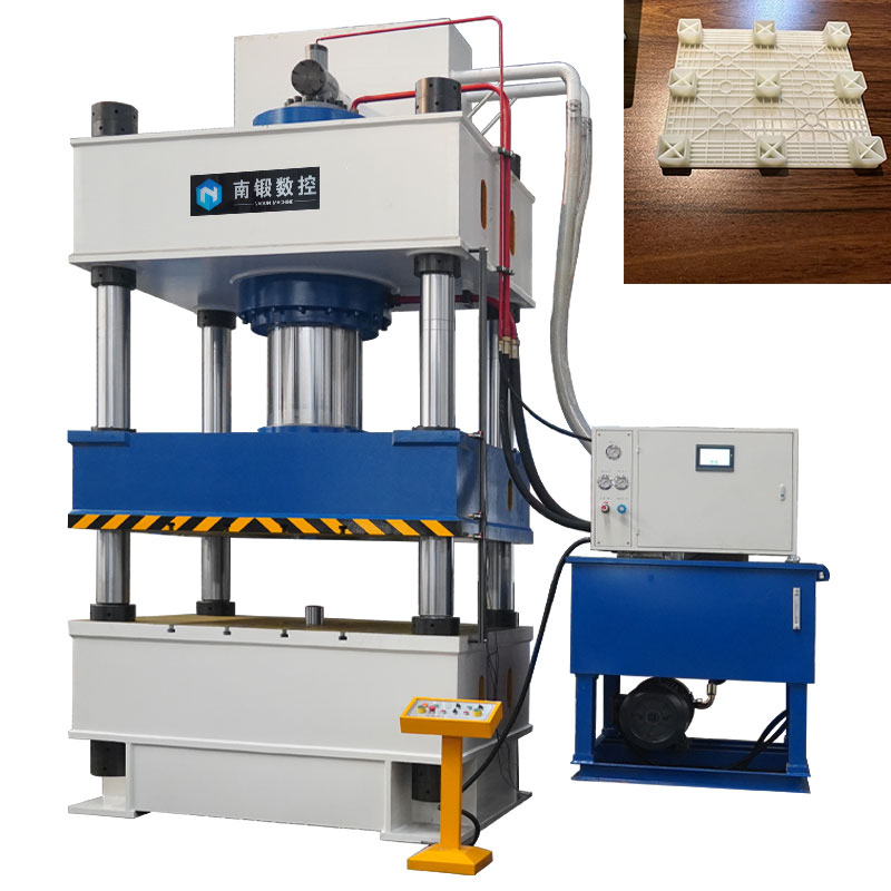 Hydraulic Press for Eco-Friendly Plastic Pallets