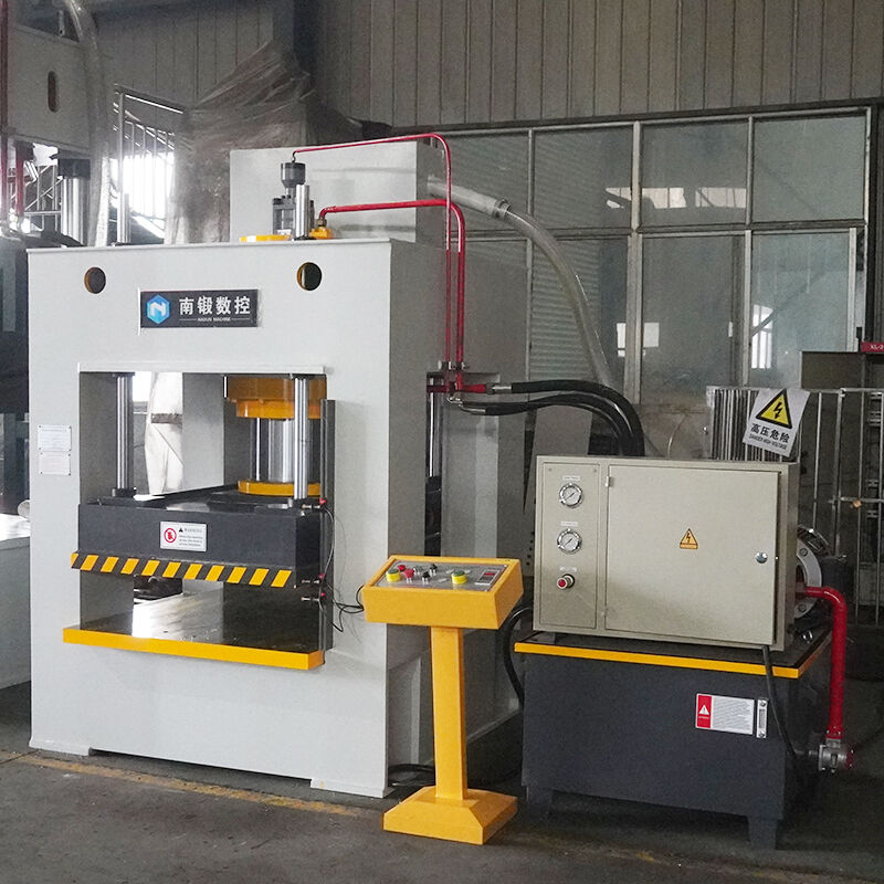 250-ton gantry hydraulic press for molding plastic roof tiles