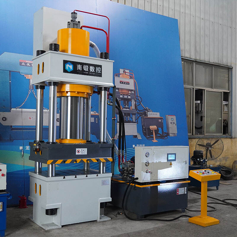 630トン油圧プレス 熱間鍛造用 農業用プラウおよびハロー刃