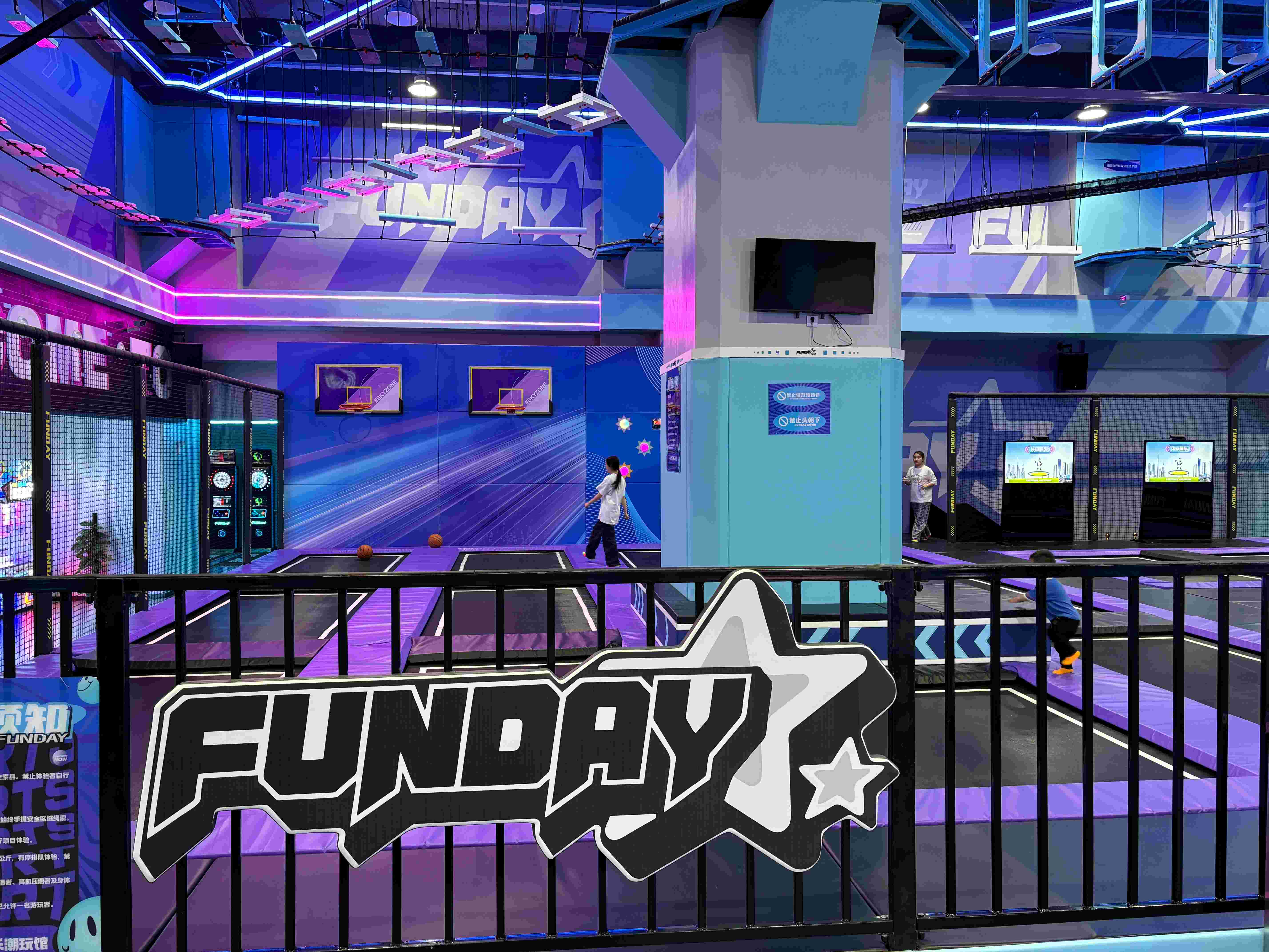 Funday Sports Indoor Playground: A Thrilling Adventure Hub for All Ages with BLEE