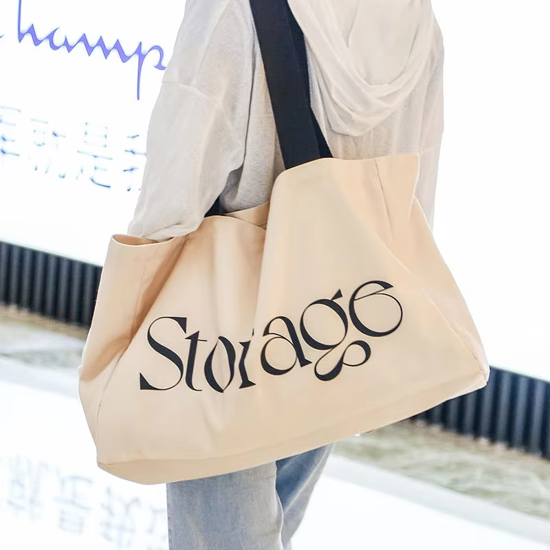 What to Carry in a Large Canvas Bag for Outings?