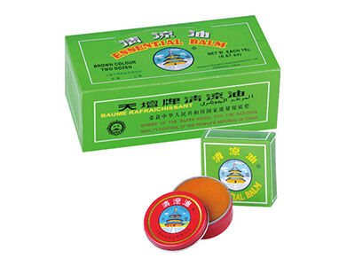 Essential Balm vs. Medicated Oil: Choosing the Right Form for Your Needs