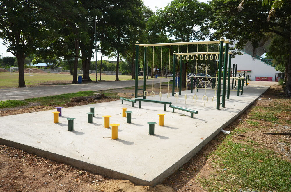 Outdoor Fitness Equipment Park Gym Sports Exercise Body Training Outdoor Fitness Equipment manufacture