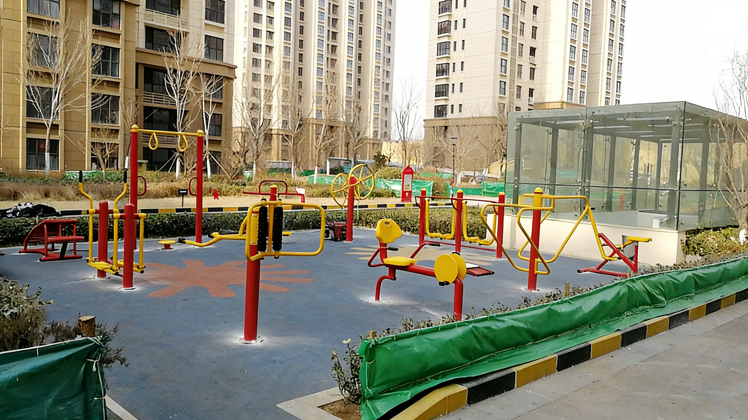 Outdoor Fitness Equipment Combination for Residential Areas
