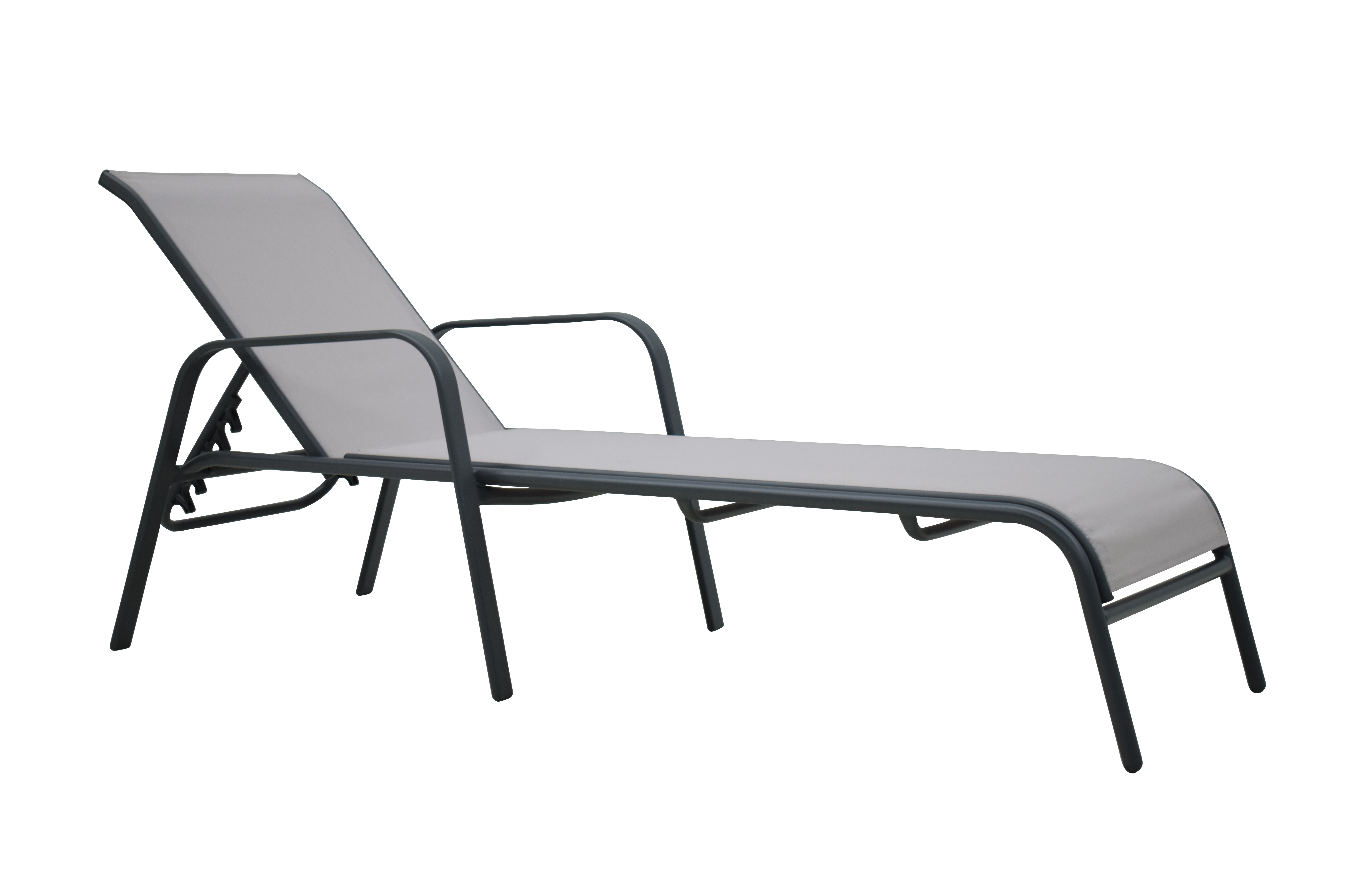 Hvilken design for solstol tilbyr best komfort for avslappet avslapning ved svømmebassenget?