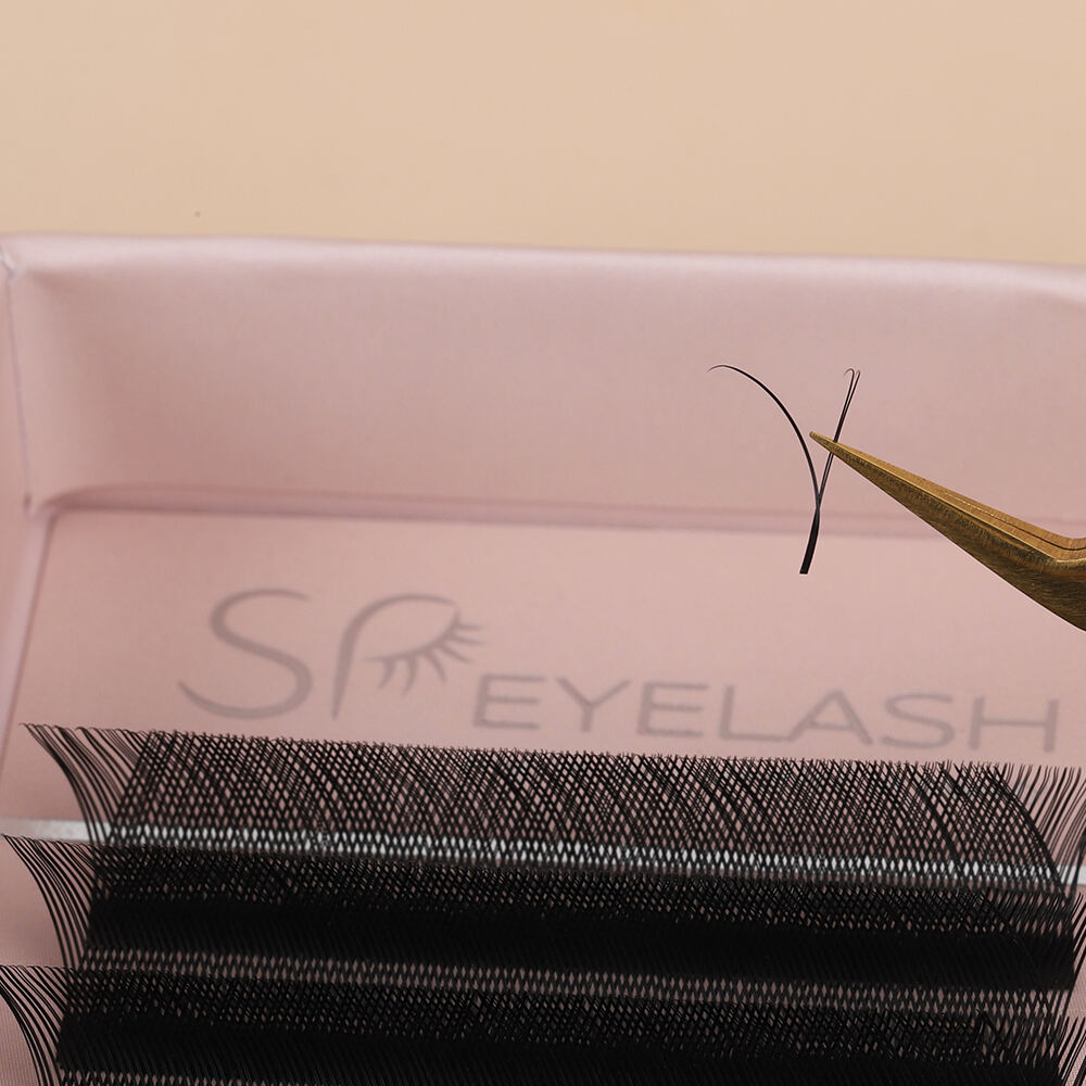 Comfortable and Damage-Free Eyelashes