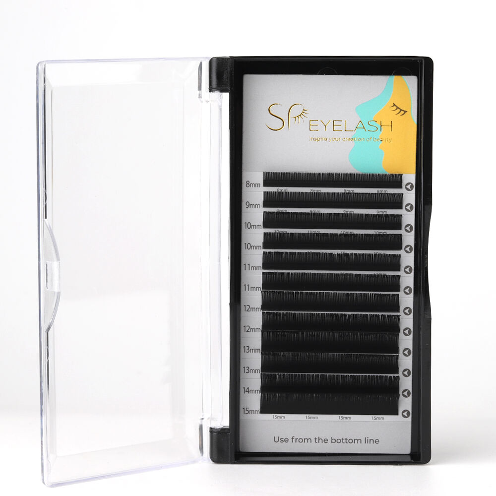Fuller, Textured Appearance with Hybrid Eyelash Extensions