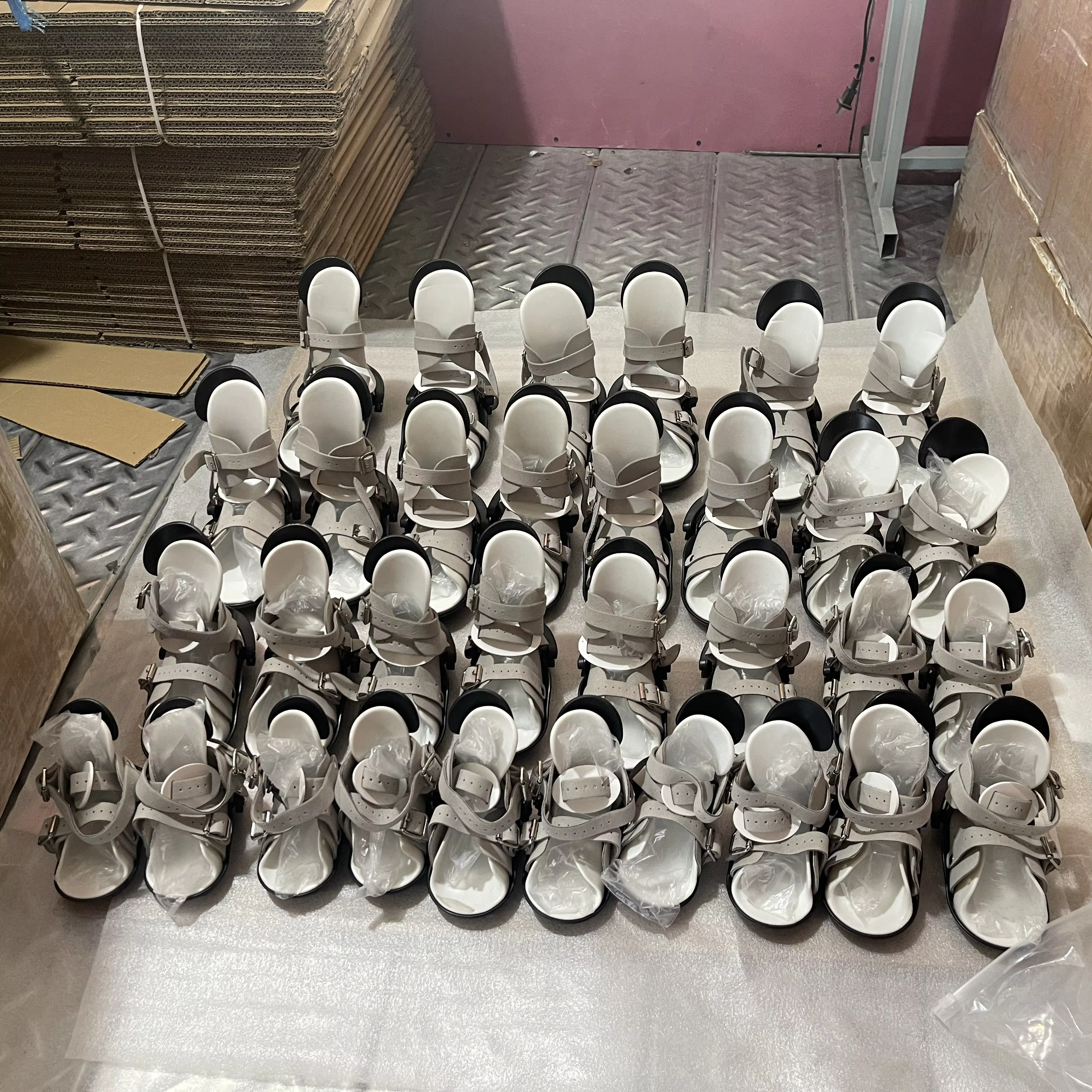 New Hot Sale Children's Dennis Brown Orthopedic Shoes Medical Rehabilitation Equipment manufacture