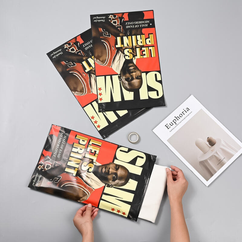The Advantages of Using Custom Zipper Bags for Clothes Storage