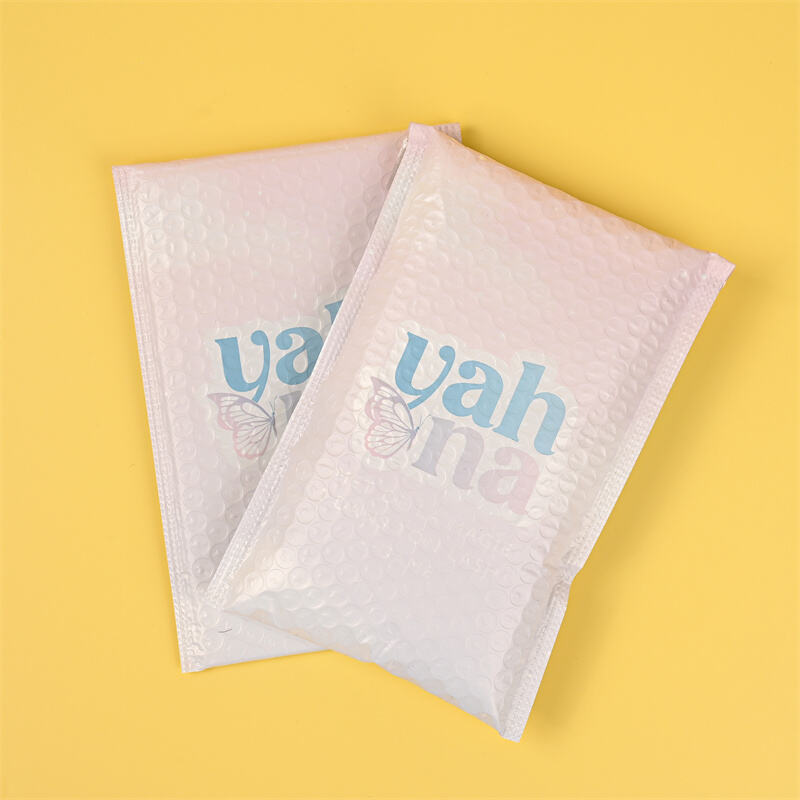 The Versatility of Bubble Mailer Bags in E-Commerce Shipping