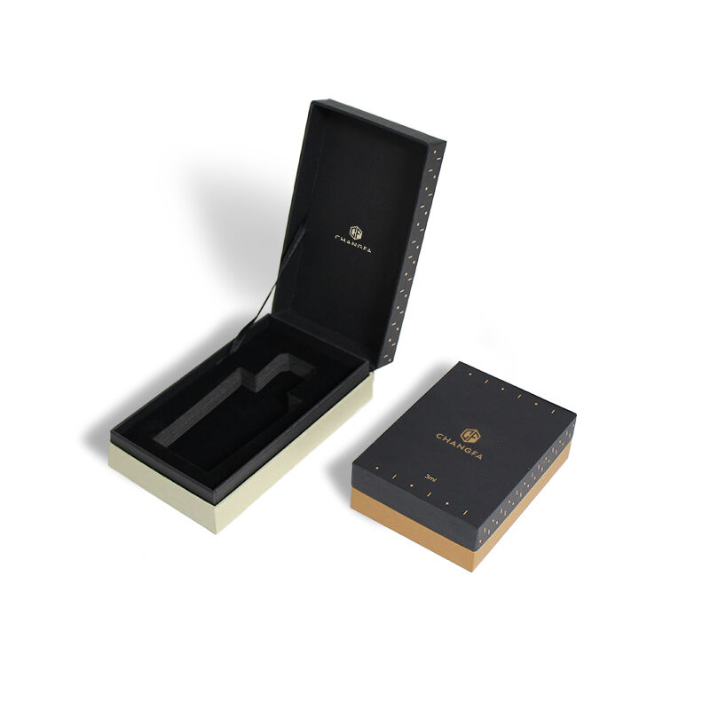 جعبه هدیه کاغذی تاپوشی عطر CF با سطح مات و براق و درج فوم EVA