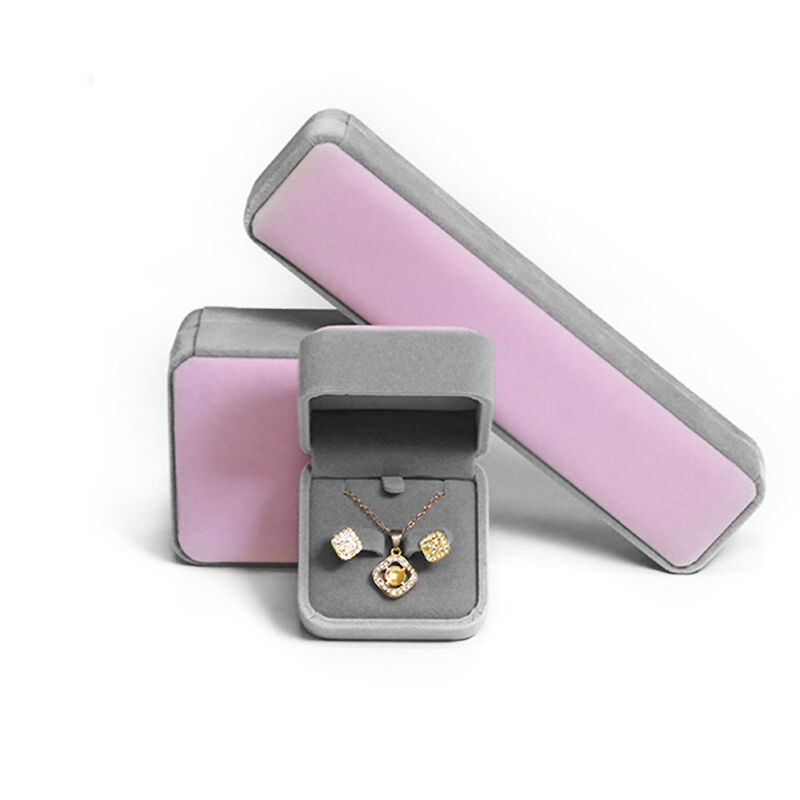 CF Kaxxa ta’ Velvet għall-Għajnejn, Kaxxa għall-Pendant, il-Braċċi u l-Kollan bħala Regal, Kaxxa għall-Ġewwierija u l-Għajnejn għall-Impakkar