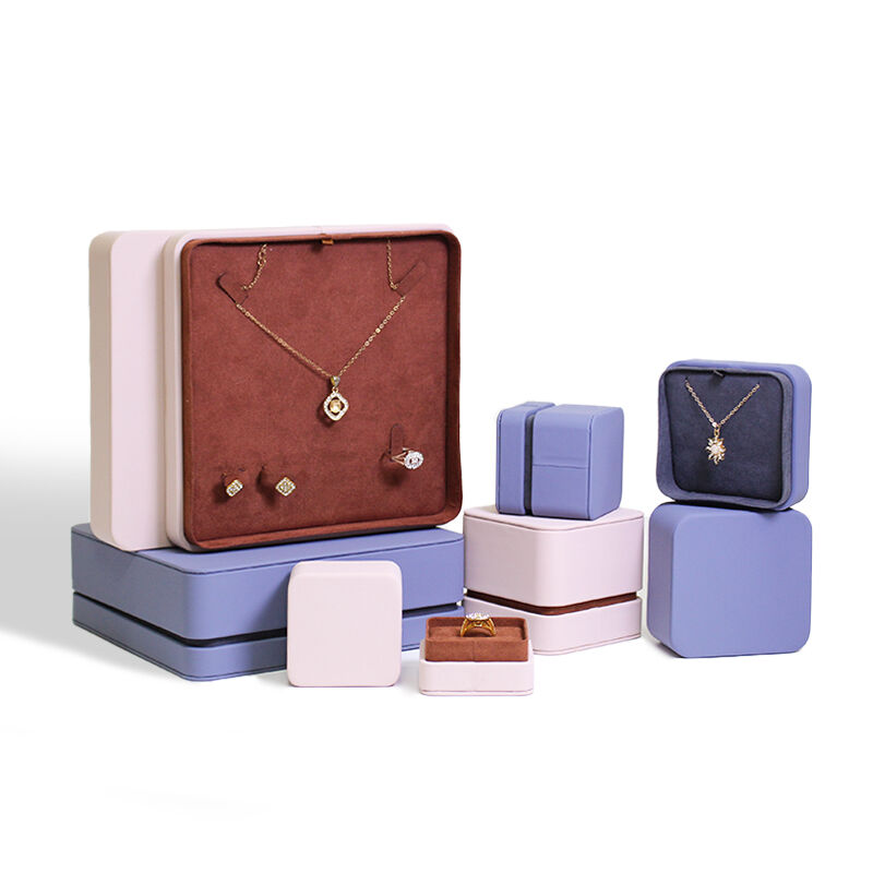 CF Kaxxa għall-Set ta’ Ġewwierija b’Imbossiment Personalizzat għall-Kollan, il-Braċċi, l-Għajnejn u l-Għajnejn, Kaxxa bil-Għożża u l-Bażi ta’ Pu Leather għall-Ġewwierija