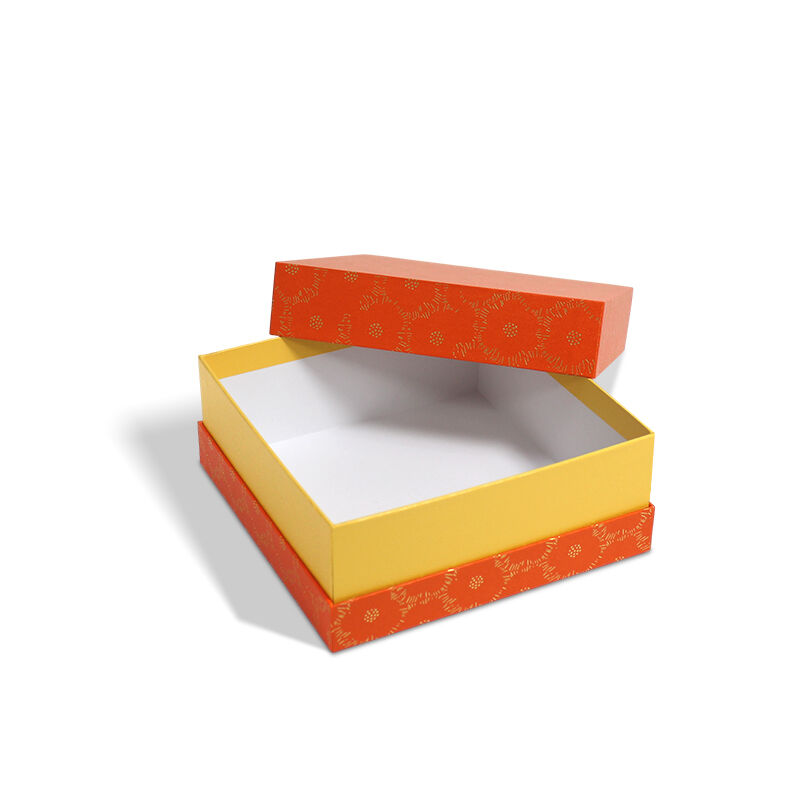 CF Geschenkbox mit abnehmbarem Deckel und Hals, Goldprägung