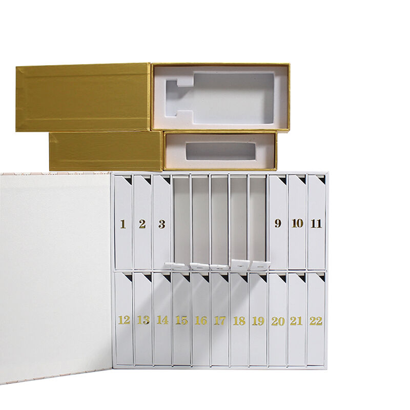 جعبه هدیه ست عطر و رژلب CF با قاب‌محور مغناطیسی و شمارش معکوس، با درج فوم EVA و نمد