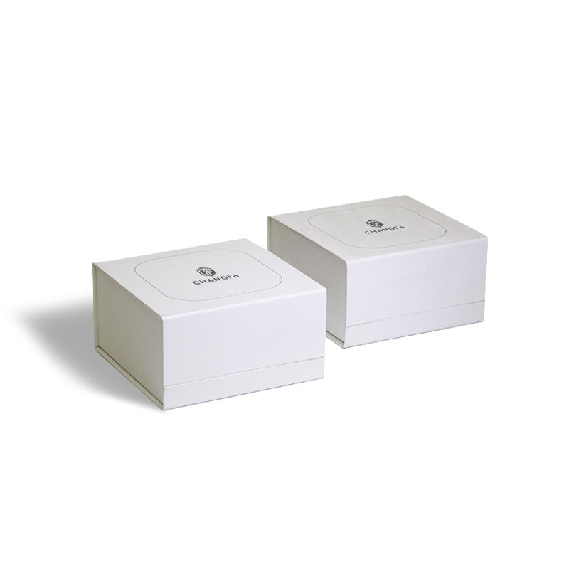 กล่องกระดาษของขวัญหรูหรา CF พร้อมโลโก้ตามแบบ พิมพ์ดิจิทัล กล่องกระดาษของขวัญแฟชั่น นิยมแพร่หลาย กล่องกระดาษแม่เหล็ก